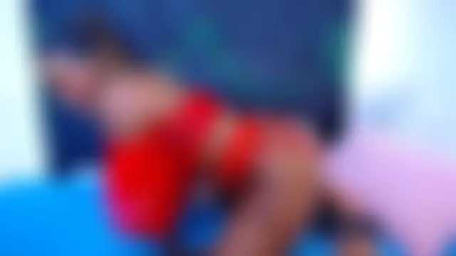 Pokazy przed kamerką – MaturePrettyLady01