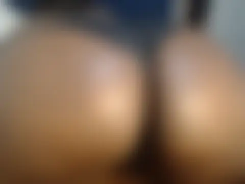 Keesha109 Adlı Modelin Canlı Sohbet Odası