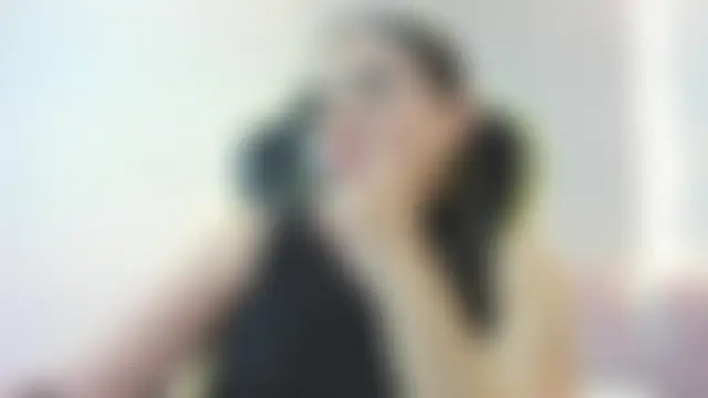 kira_relish Adlı Modelin Canlı XXX Sohbeti