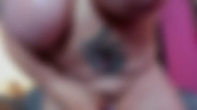 Chat XXX en directo de ScarletBigTitties