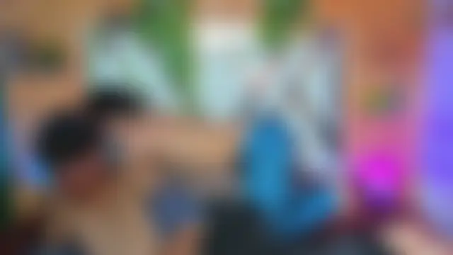 Pertunjukan Kamera Web Max_gold