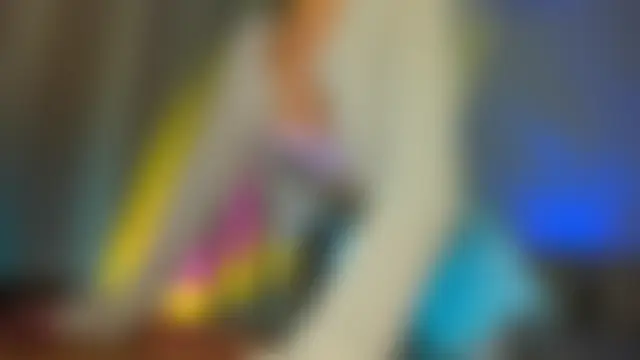 DeferentUproar Adlı Modelin Canlı XXX Sohbeti