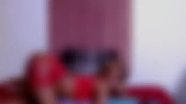 Nikistickyxx25 现场聊天室