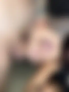 sarah_and_taylor Live chatroom