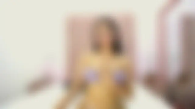 Zoe_Monrow Live chatroom