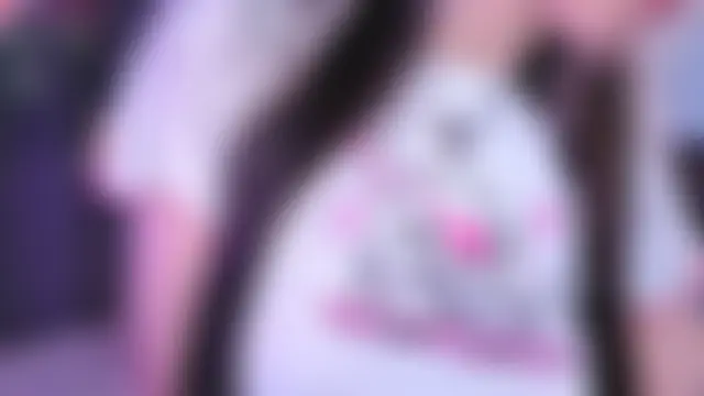 TristaRoht élő chatszobája