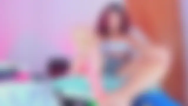 Emily_Coper18 실시간 채팅방