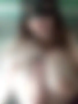 Pokazy przed kamerką – Dunitta