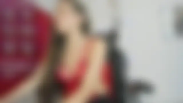 Sara-Maalouf Adlı Modelin Web Kamerası Şovu