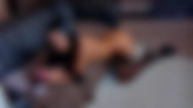 Cosmic_Sia Adlı Modelin Web Kamerası Şovu