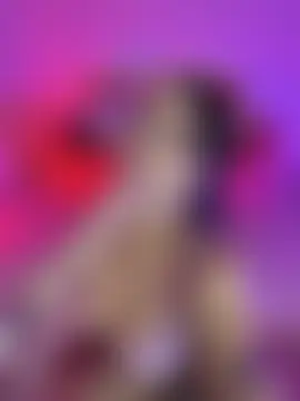 Show modela In-Ur-dreams na web-kameri