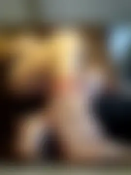 Scarlett45_'s Live Chat Room