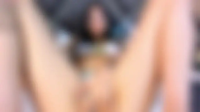 Chat +18 de Ivonne_Millerr ao vivo