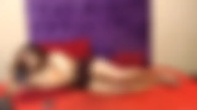 EBONYBUSTYY 现场聊天室