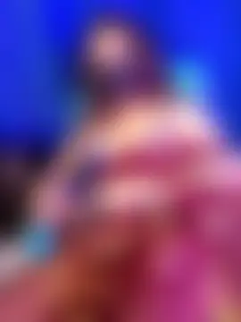 Pokazy przed kamerką – Hot_Alicee