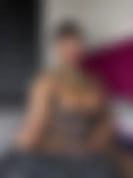 QUEEN_NOBUHLE_FEMDOM_777のウェブカメラショー