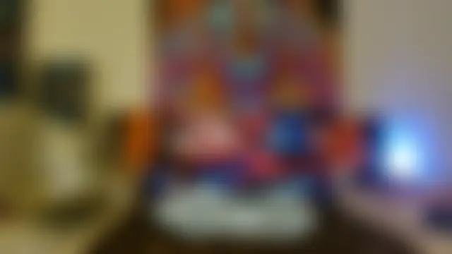 Pokazy przed kamerką – EnticingAaliyah