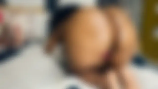 Show webcam de GiantBootyMilf