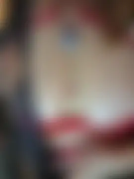 Paulette-squirt 网络视讯表演