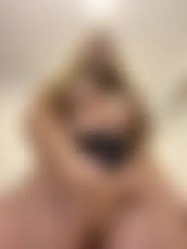 Zara_Rossのライブチャットルーム