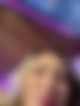 Lally_Valencia__ লাইভ চ্যাট রুম