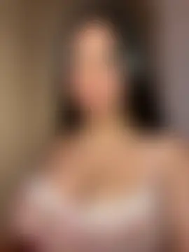 Nina_Belle লাইভ চ্যাট রুম