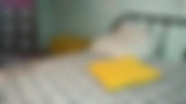 HollieCollelo élő chatszobája