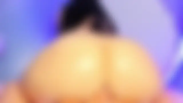 CHLOE_BLOWJOB élő chatszobája