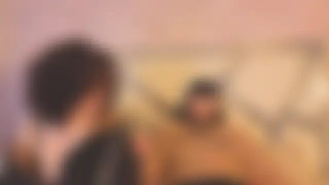 Benny_and_Mark Live chatroom