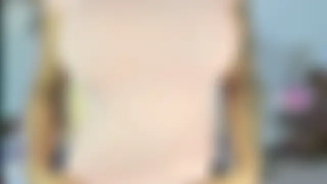 yourlilo24 Adlı Modelin Canlı XXX Sohbeti