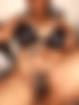 boobsnipplian's Webcam Show