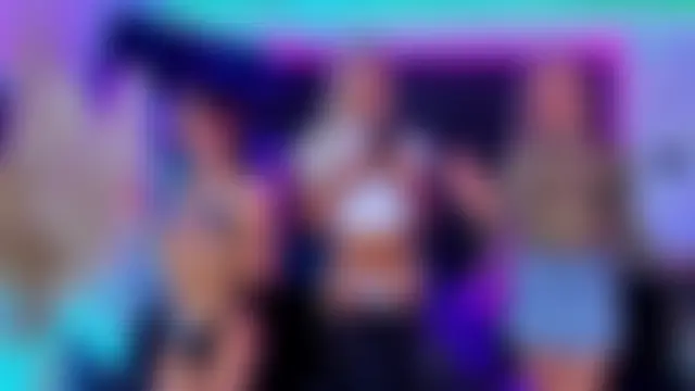 Queens_Wonders_Blonders: вебкам-шоу