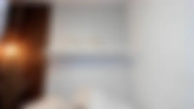 LANA-JONNES 即時 XXX 聊天