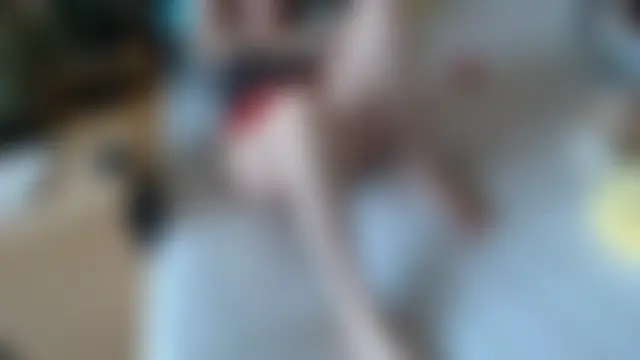 Dorina: διαδικτυακό σόου στην κάμερα