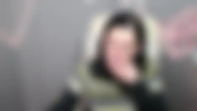 LauraFinn 即時 XXX 聊天