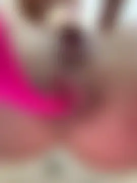 Hott_Lolla élő chatszobája