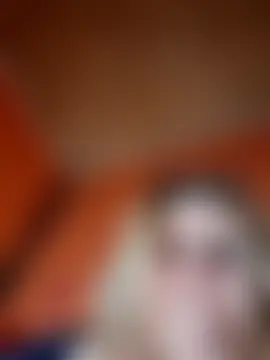 ducicsajsziii Show in webcam