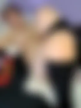 Scarlet_curly8a's Live XXX Chat