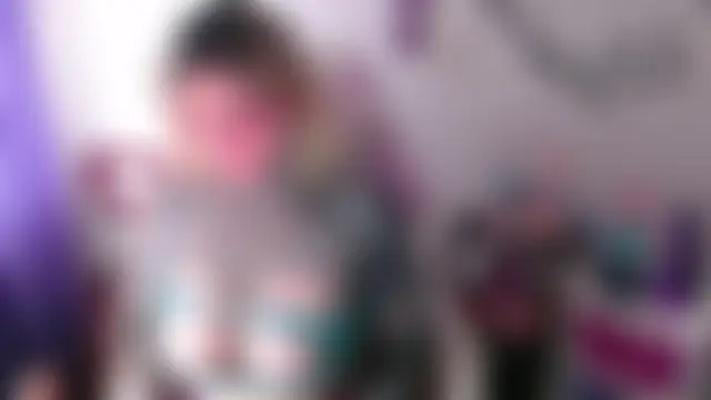 SLOPPYTITSS élő chatszobája