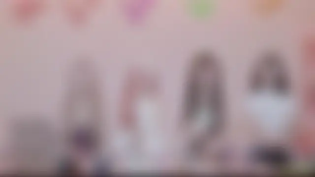 ZZ00033S: вебкам-шоу