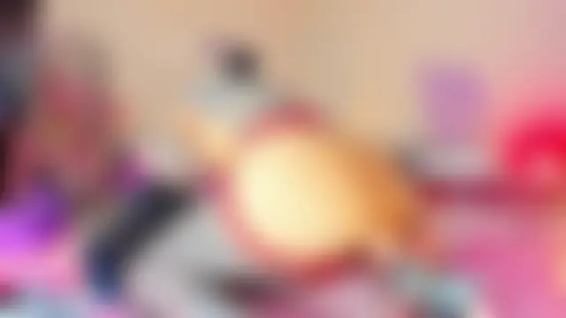 Pertunjukan Kamera Web Tanner_Loyd22