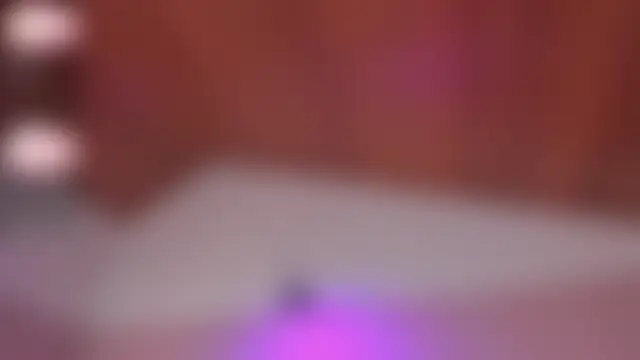 elodie_walker লাইভ চ্যাট রুম