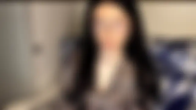 Pokazy przed kamerką – RenataBrought