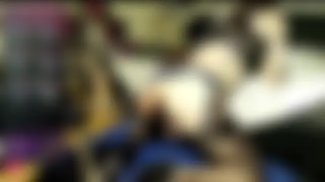 dirty_anal_lisa: διαδικτυακό σόου στην κάμερα