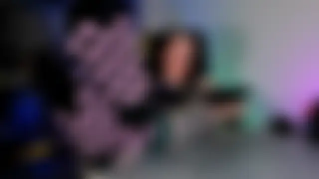 AphexQueen's Live Chat Room