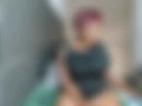 BustieMandy: онлайн-секс-чат