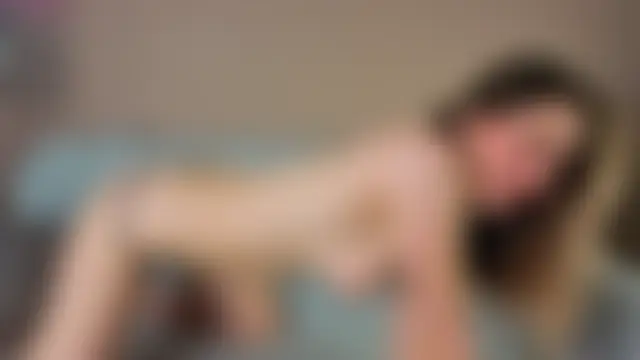 EmilyVale élő chatszobája