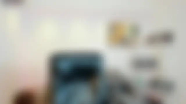 Alicee_Broownn Adlı Modelin Canlı Sohbet Odası