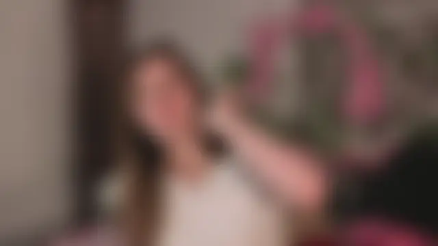 Sala de chat ao vivo de RubieHeiser