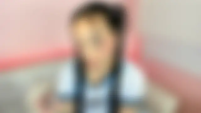 tinysara élő chatszobája